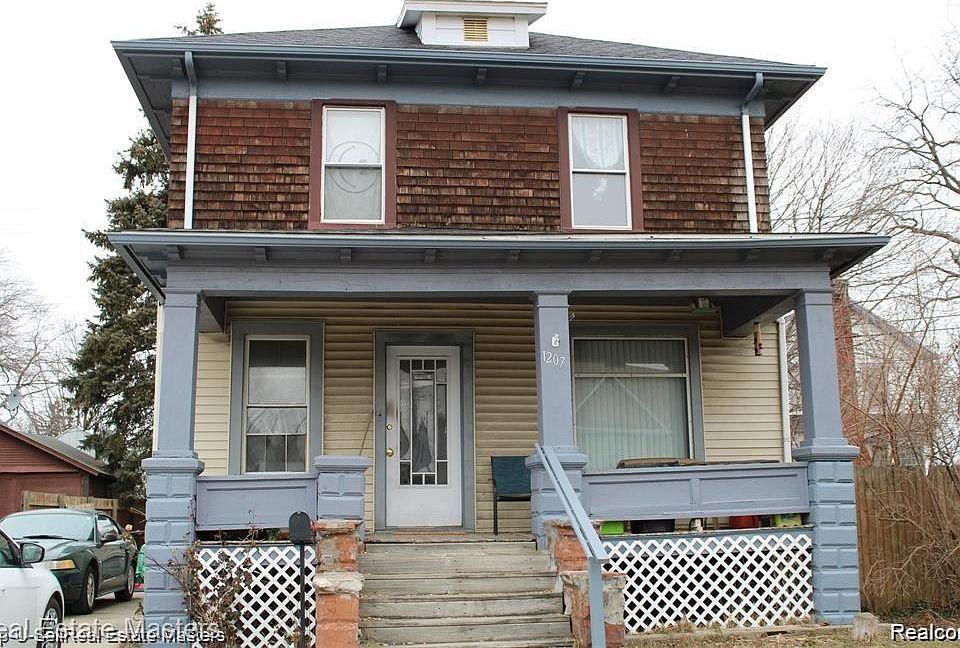 1st image of 1207 Lapeer Ave