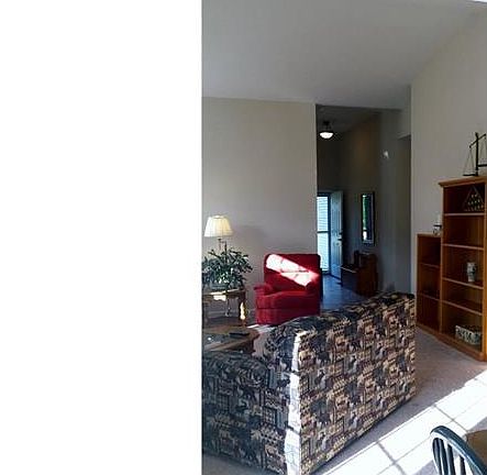3rd image of 3110 Glenbrook Dr