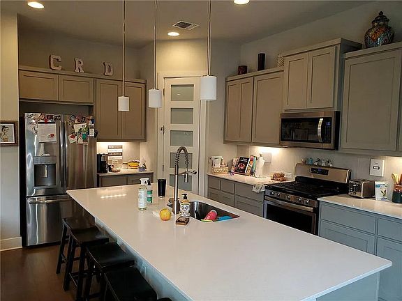 5th image of 4509 Berkman Dr