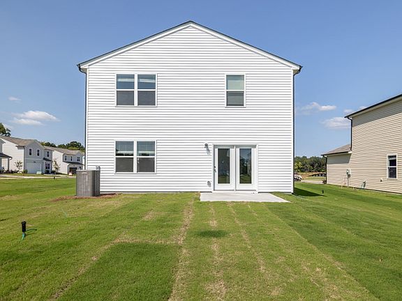 Longspur Rear Exterior