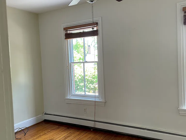 27 Dean St — Photo 10