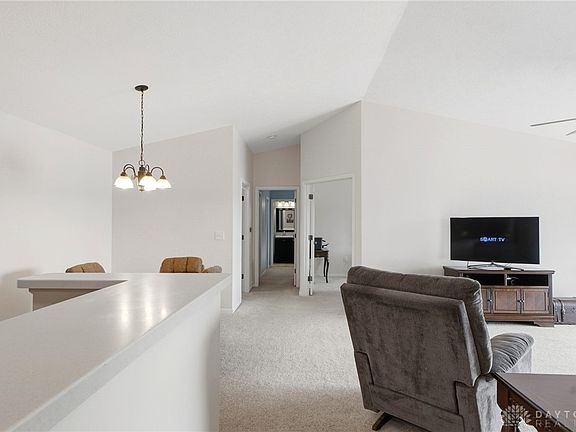 3rd image of 6600 Wareham Ct APT 6