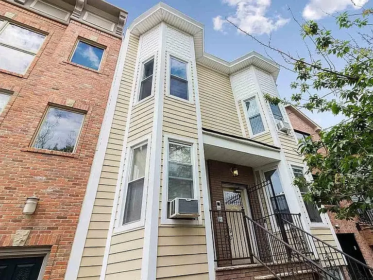 247 Ogden Ave #2L — Photo 6