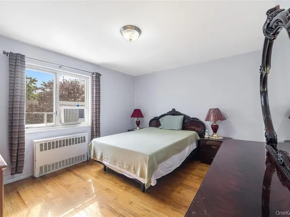 225-08 88th Avenue image 5 of 20