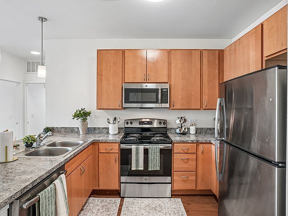 2nd image of 14350 E 104th Ave #4-101