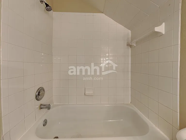 28721 Seashell Ct — Photo 16