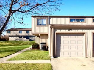 11793 Harbour Light Dr #1793, North Royalton, OH 44133