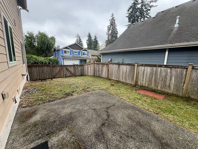4222 Harris Rd SE — Photo 4