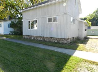 220 7th St, Cheboygan, MI 49721