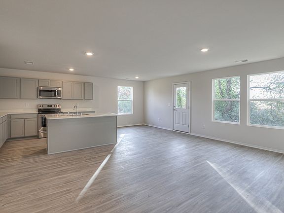 3rd image of 612 Cedar Brook Dr Lot 163