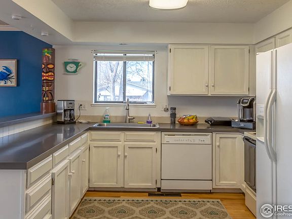3rd image of 512 Spruce Mountain Ct