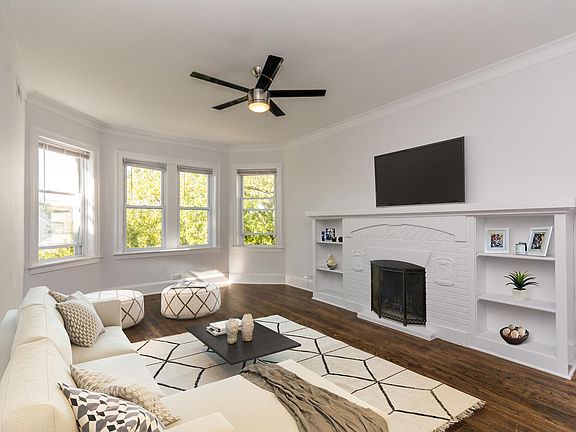 2nd image of 4315 N Troy St #3