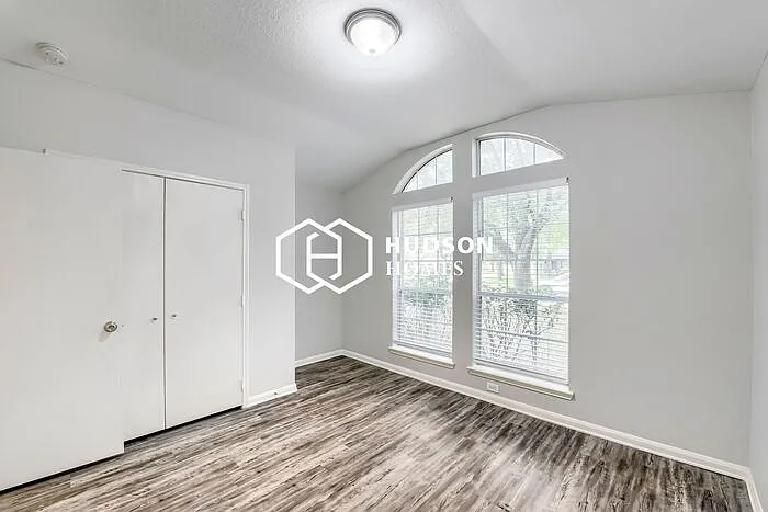 2519 Braley Park Ln — Photo 16