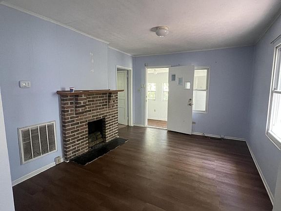 3rd image of 142 Wynn Ave