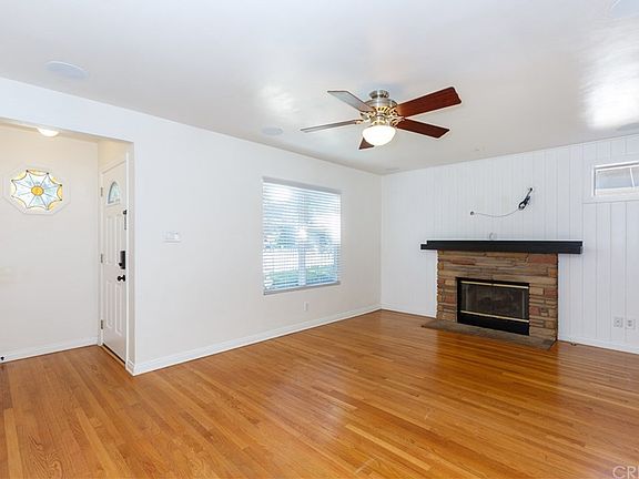 5th image of 22041 Velicata St