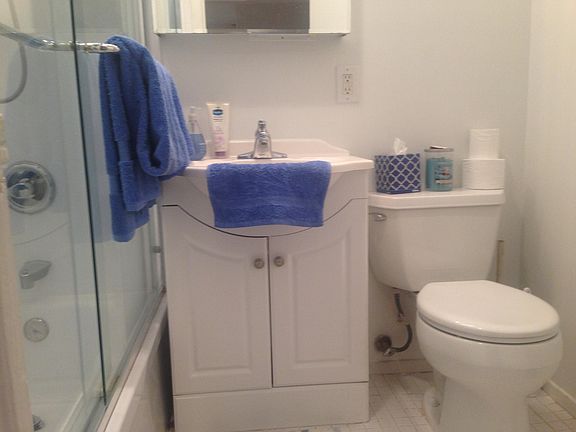 5th image of 215 W Broadway APT M2