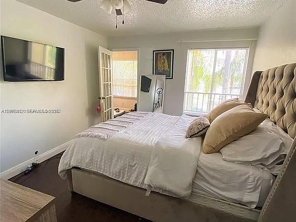 3rd image of 13090 Vista Isles Dr APT 125