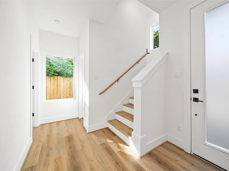 3215 Ennis St #D — Photo 3