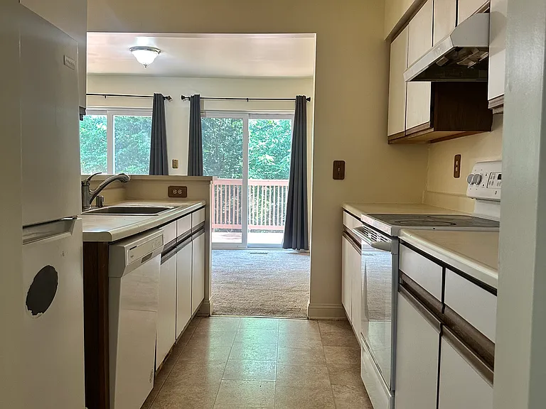 4309 Dana St — Photo 2