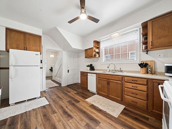 5th image of 6 Webster Ave