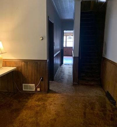 5th image of 433 Front St