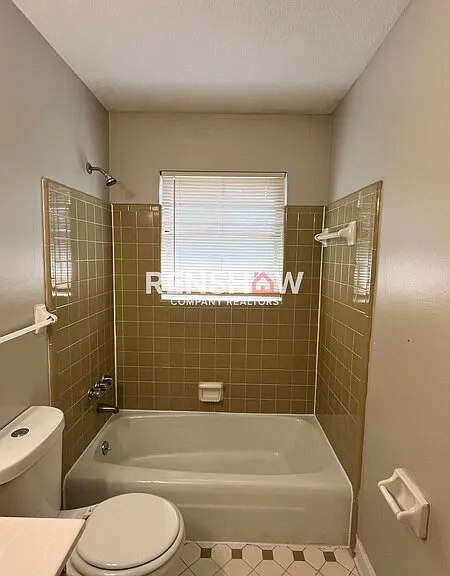 3278 Fox Chase Dr — Photo 15