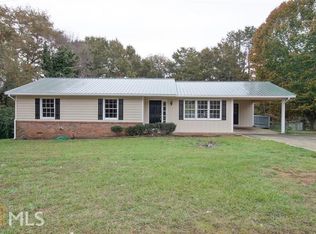 734 Oak Valley Rd, Toccoa, GA 30577