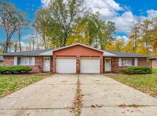 1514 & 1516 Robin Ln, Stow, OH 44224