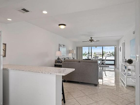3rd image of 271 Southbay Dr APT 122