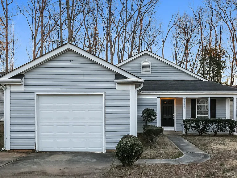 12110 Stewarts Crossing Dr — Photo 3