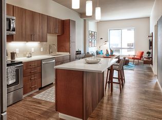 1999 Circle Dr APT 524, Cleveland, OH 44106