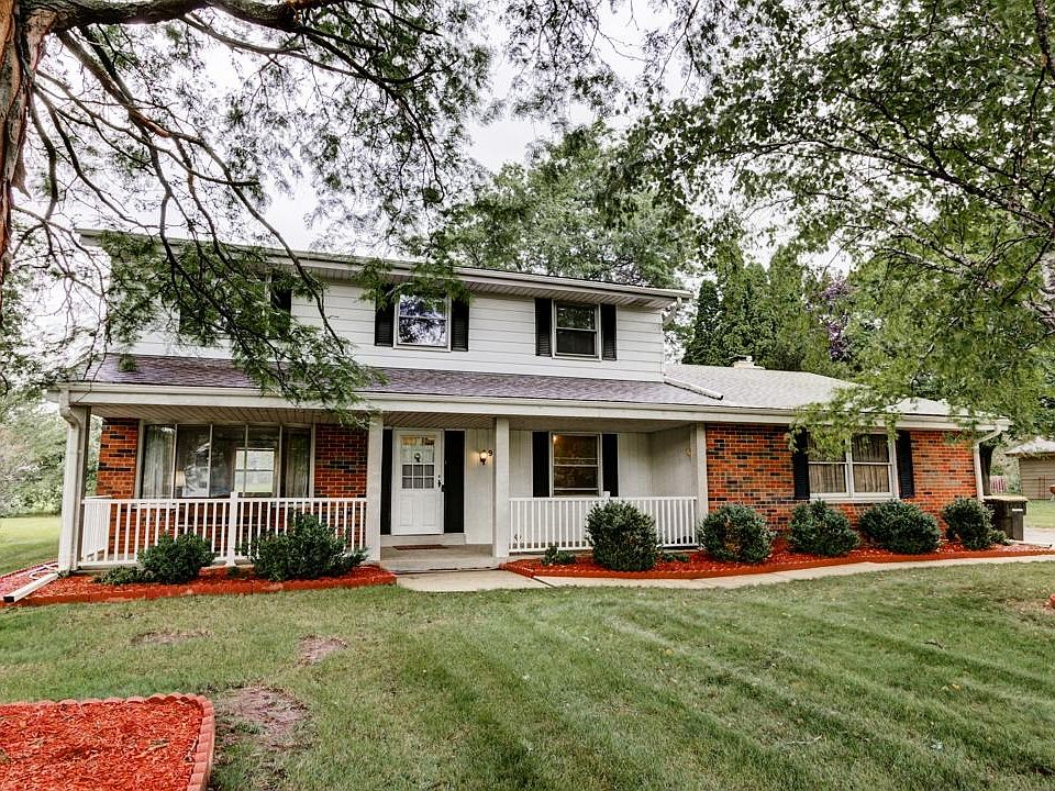 1st image of 9263 N Carlotta Ln