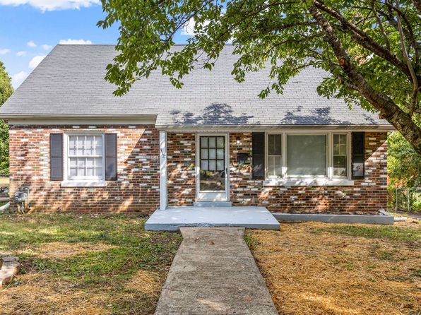 312 Boiling Springs Dr