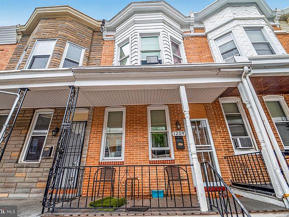2nd image of 1209 Cleveland St