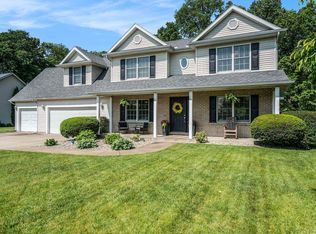 58201 Windsong Dr, Elkhart, IN 46517