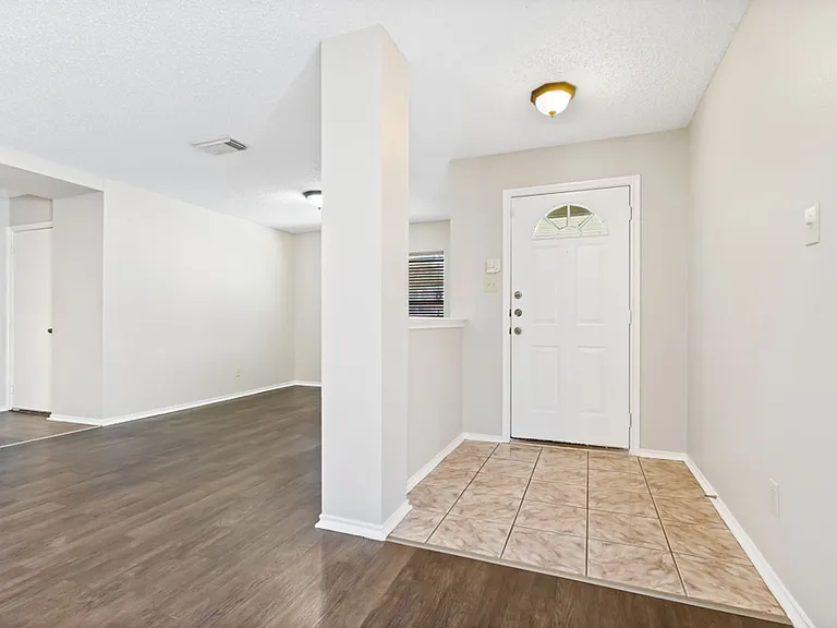 9919 Alexa Pl — Photo 1