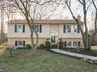 9898 Par Dr, Nokesville, VA 20181