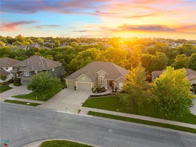 4424 NE Shadow Valley Cir, Lees Summit, MO, 64064