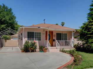 7033 Costello Ave, Van Nuys, CA 91405