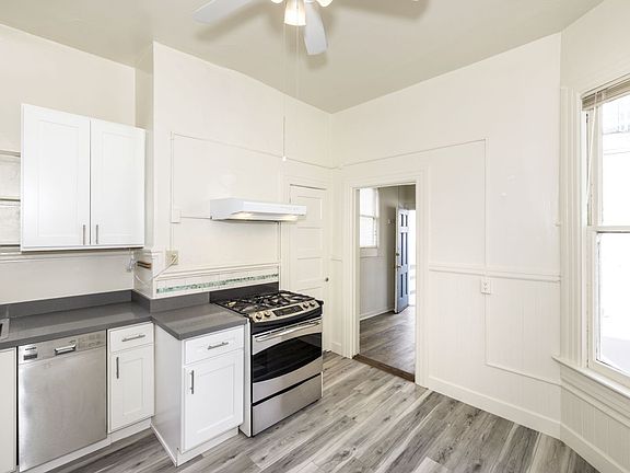 4th image of 2790B Sacramento St #2790B