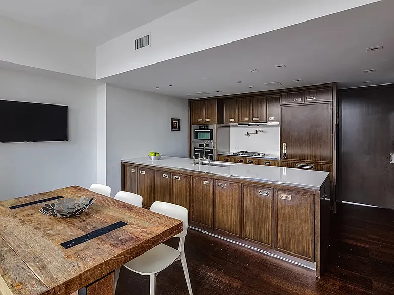 151 E 85th St #19J — Photo 4