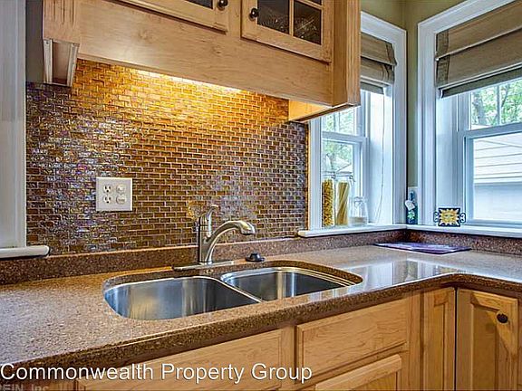 5th image of 1516 Ashland Ave
