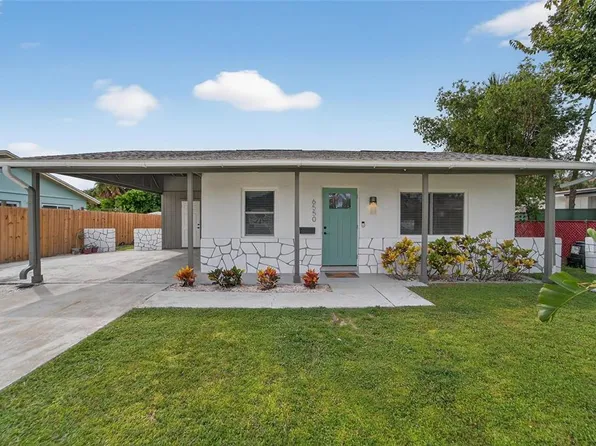 6550 S West Shore Cir, Tampa, FL 33616