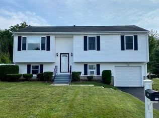 199 Four Winds Dr, Fall River, MA 02720