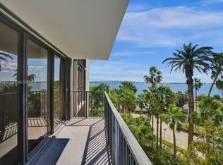 1450 Brickell Bay Dr APT 503, Miami, FL 33131