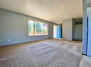 1305 35th St APT C, Everett, WA 98201