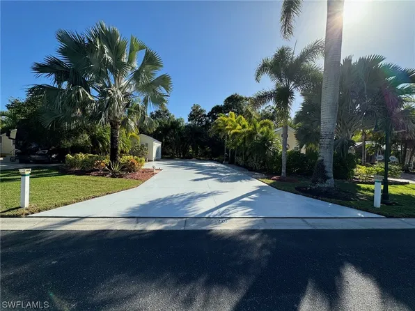 220-3043 Belle Of Myers Rd, Labelle, FL 33935