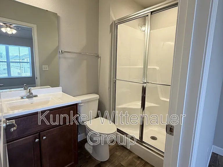 8401D Allied Way — Photo 19