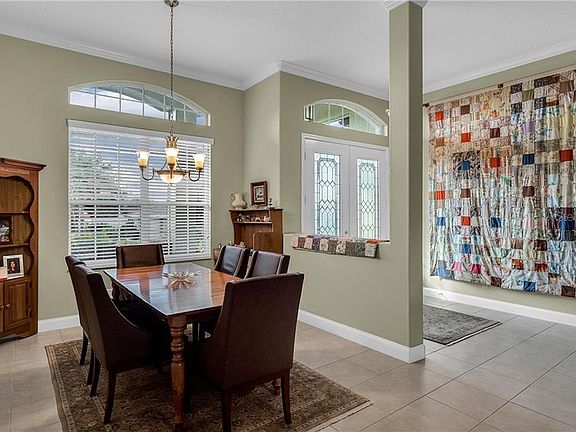 5th image of 21039 Royal Saint Georges Ln