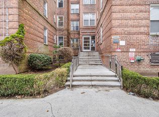 2552 E 7th St APT 2J, Brooklyn, NY